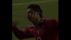 Cristiano ronaldo arrebentando a bundinha do messi no meio do jogo Thumb