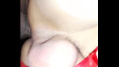 Le doy la la bienvenida  con un anal Thumb