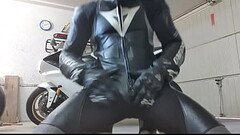 Leathered biker wanking Thumb