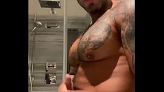 Her bbc wet in the shower VIKTOR ROM big muscle man shower Thumb