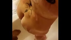 Shower Fucking Thumb