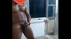 Mi novio me vio con otro hombre y me env&iacute_o este video dici&eacute_ndome lo que me va hacer Thumb