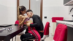 Segretaria italiana seduce il titolare. Finisce con il cazzo dentro - FACIAL. FOOTJOB. Dialogo ita Thumb