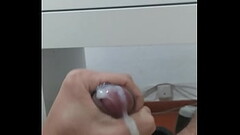 Me corro viendo porno gay Thumb